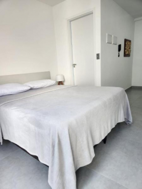 Apartamento Flat, Incrível, 250 M da Praia